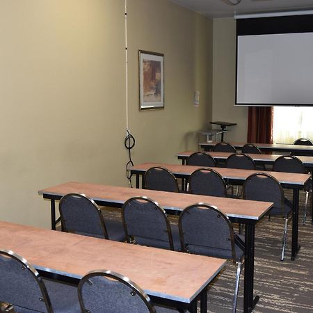 Best Western Oasis Inn Canadian Luaran gambar