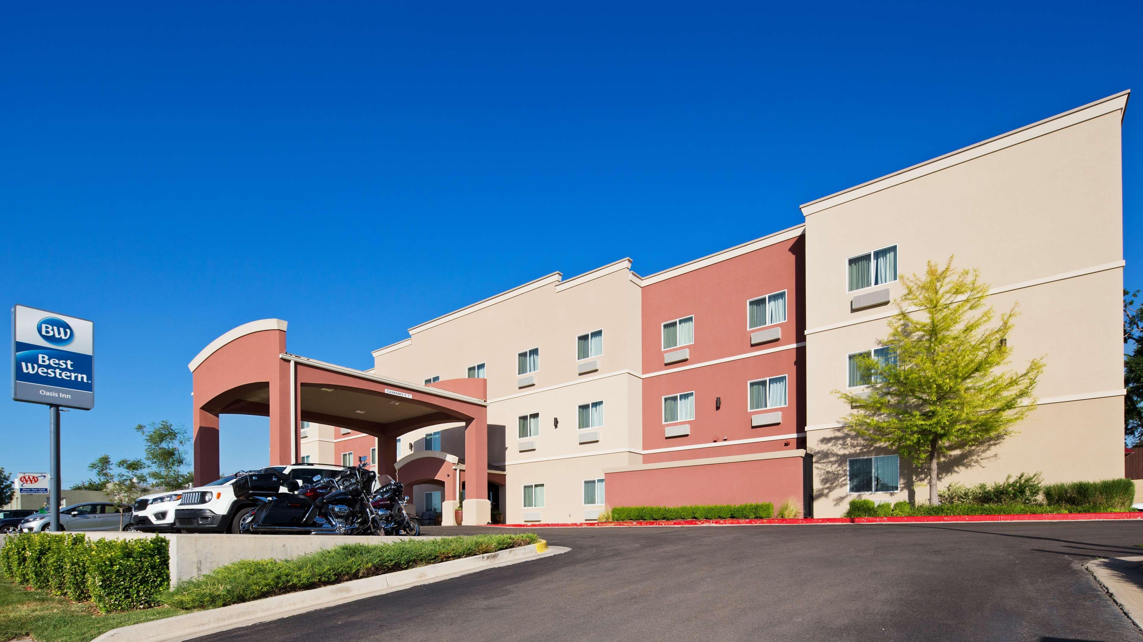 Best Western Oasis Inn Canadian Luaran gambar